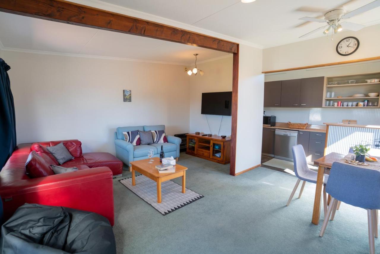 Dee'S On Bligh - Te Anau Holiday Home Bagian luar foto